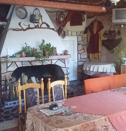 Guest house Edelvays House